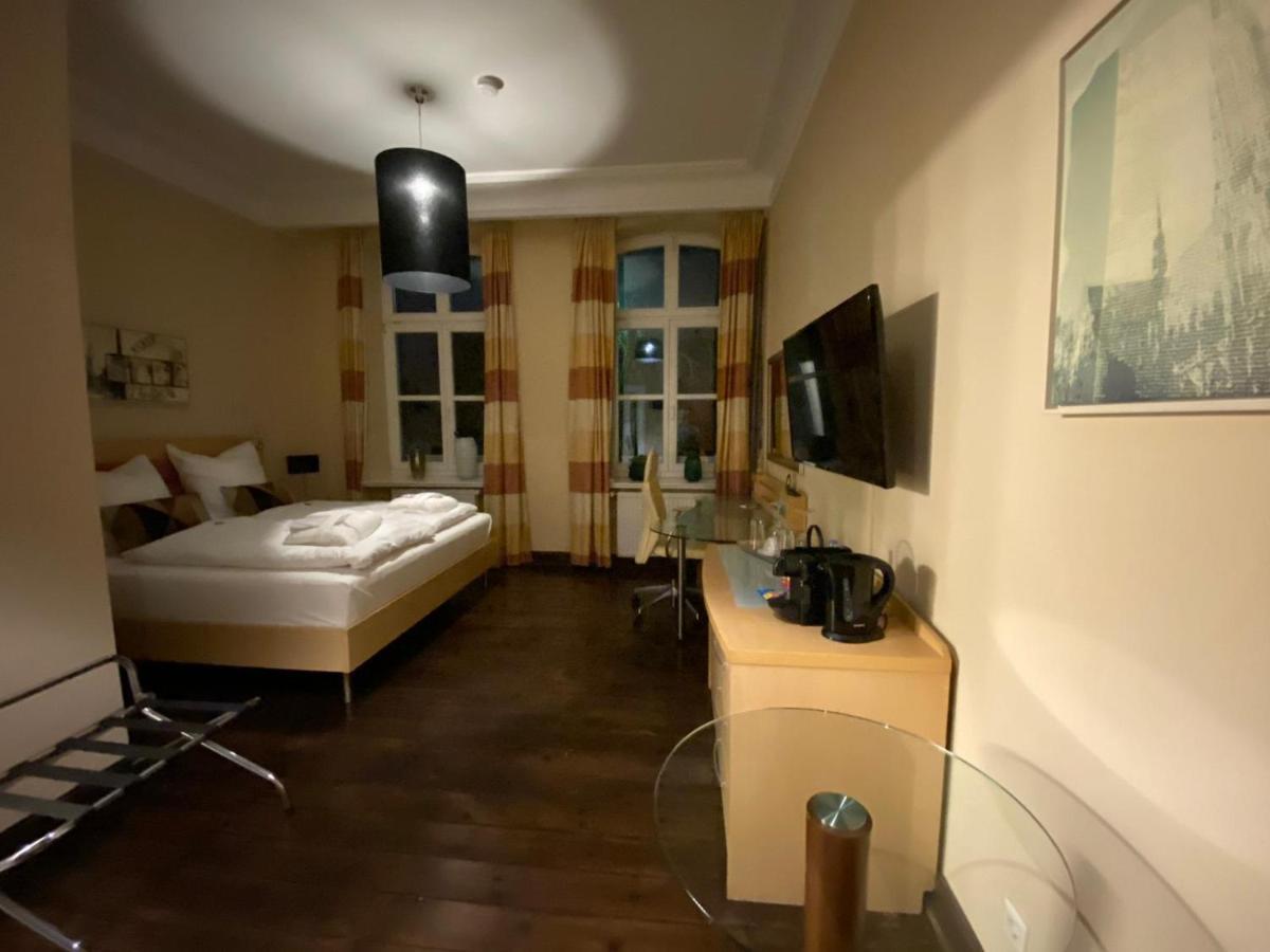 Lili Living Hotel 拉廷根 外观 照片